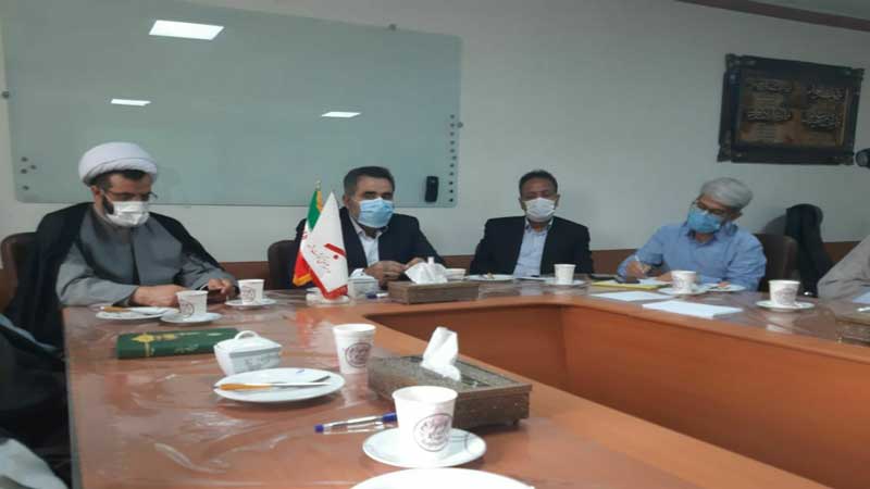 پاشیدن خون دام قربانی مغایر با سنت حسنه قربانی کردن است