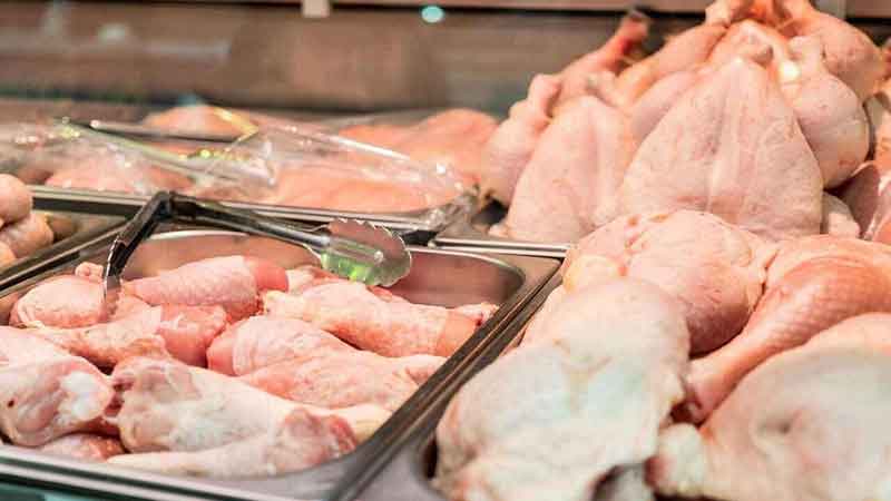 فروشنده متخلف مرغ در گتوند بیش از ۱۶ میلیارد ریال جریمه شد